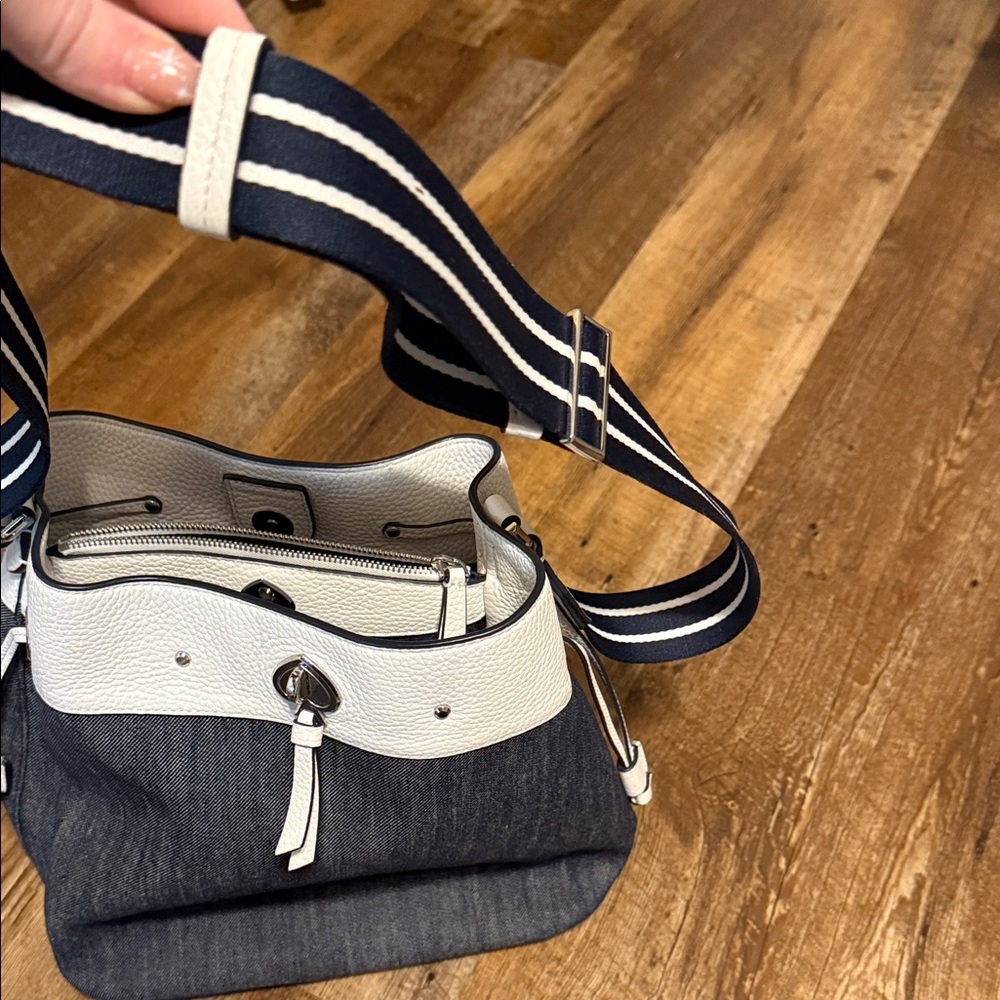 Kate Spade Navy and White Shoulder Bucket Bag - Picture 9 of 9